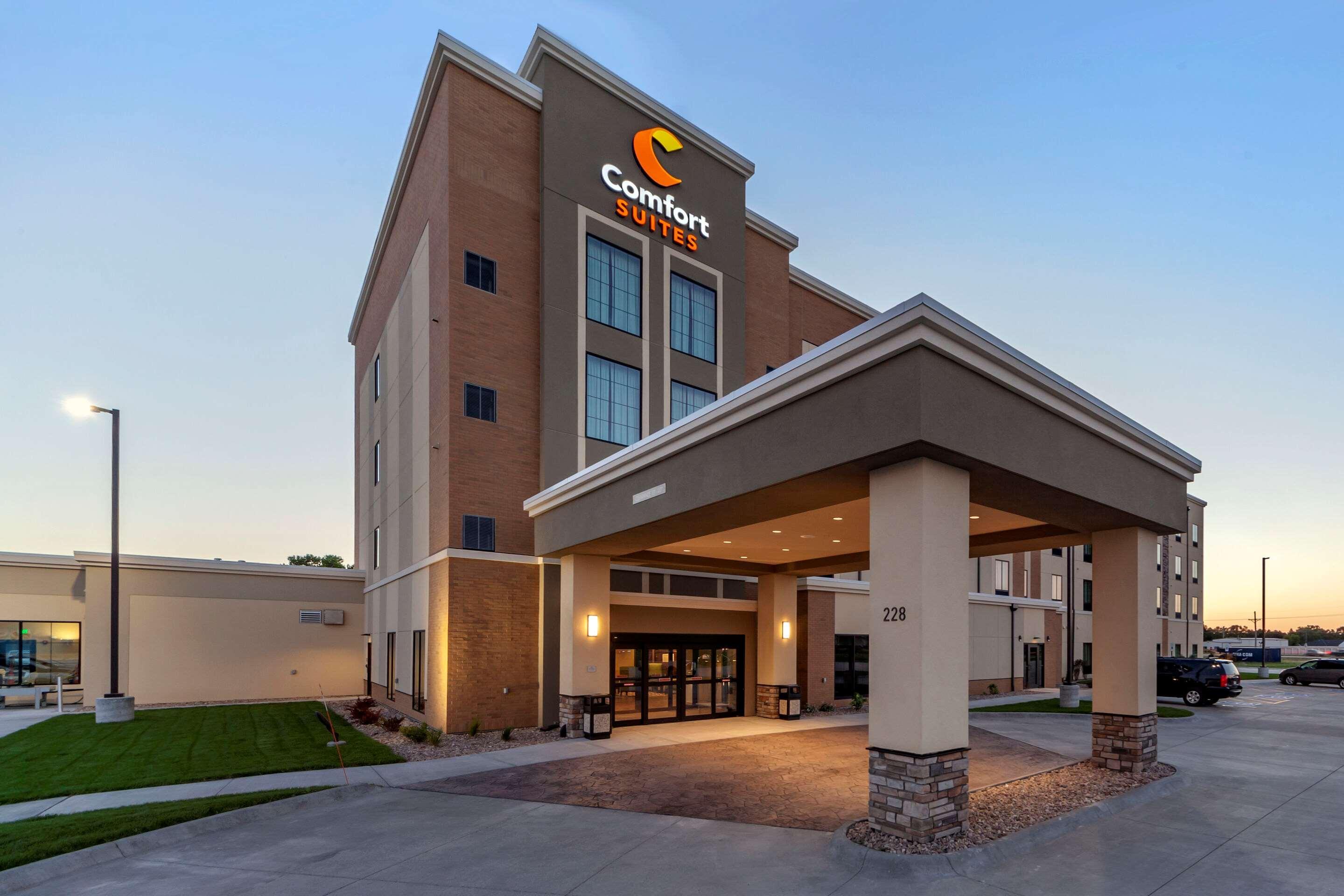 Comfort Suites Grand Island Exterior photo